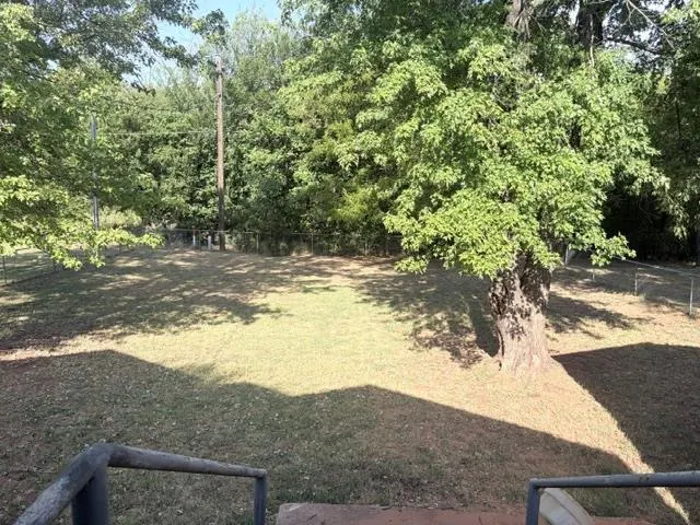 Photo 23 — 203 Dogwood Avenue, Wellston, OK 74881