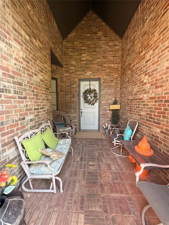 Photo 2 — 5300 NW 158th Street, Edmond, OK 73013