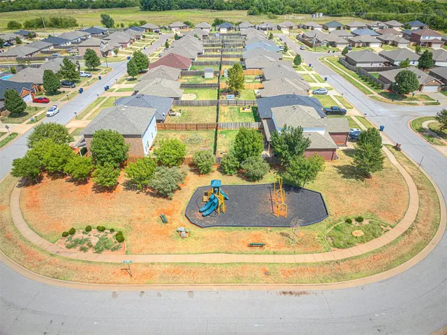 Photo 5 — 11804 NW 133rd Street, Piedmont, OK 73078