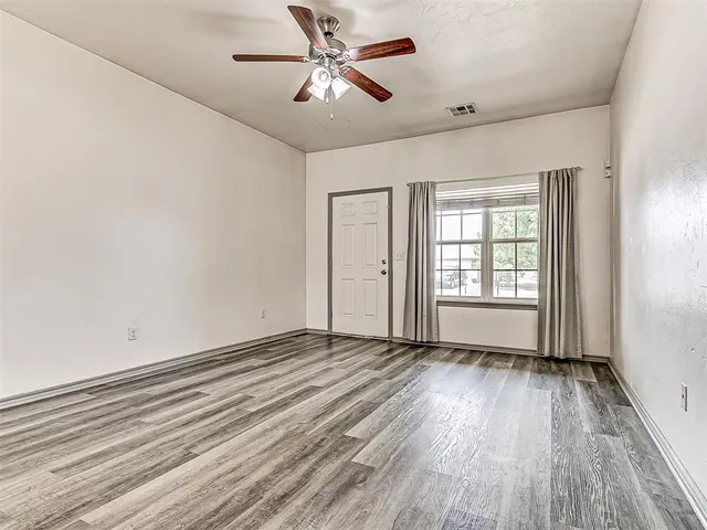 Photo 6 — 11804 NW 133rd Street, Piedmont, OK 73078