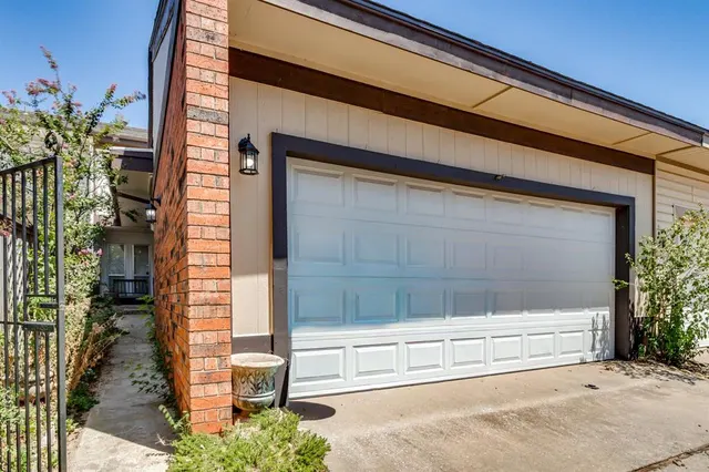 Photo 3 — 1931 Three Stars Road, Edmond, OK 73034