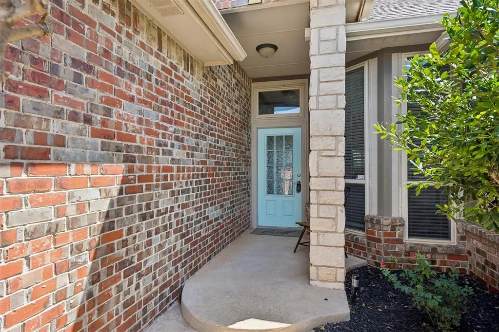 Photo 7 — 16616 Valderama Way, Edmond, OK 73012
