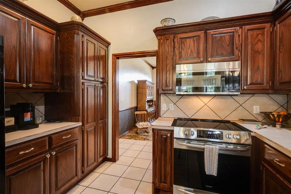 Photo 17 — 320 Nathan Drive, Norman, OK 73069