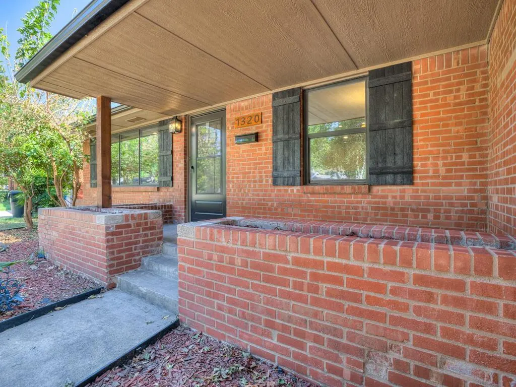 Photo 3 — 1320 Avondale Drive, Norman, OK 73069