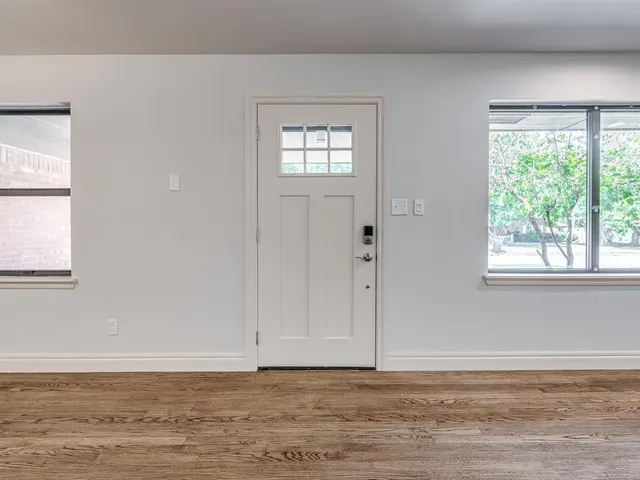 Photo 4 — 1320 Avondale Drive, Norman, OK 73069