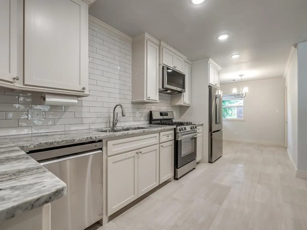 Photo 17 — 1320 Avondale Drive, Norman, OK 73069