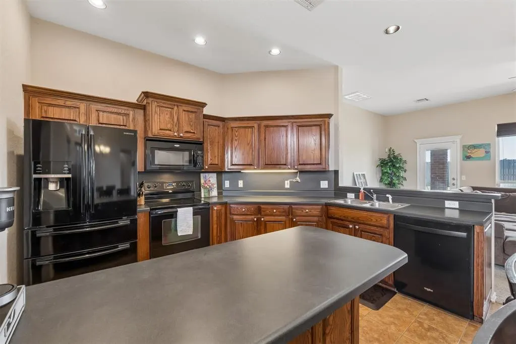 Photo 18 — 800 SW 161st Street, Oklahoma City, OK 73170
