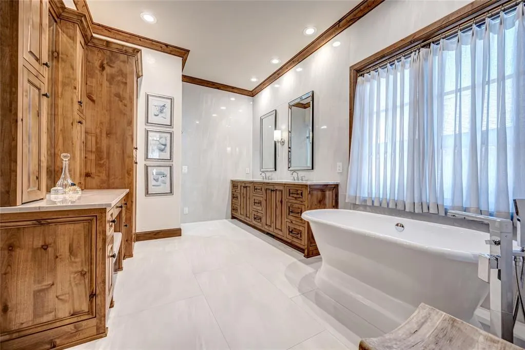 Photo 28 — 1902 Elmhurst Avenue, Nichols Hills, OK 73120