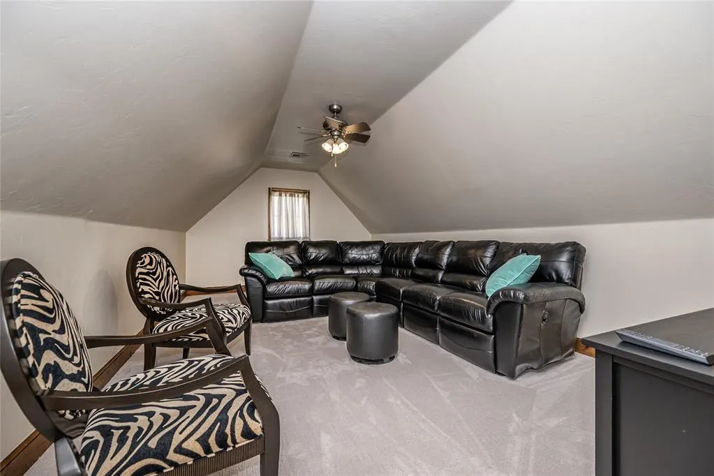 Photo 38 — 1902 Elmhurst Avenue, Nichols Hills, OK 73120