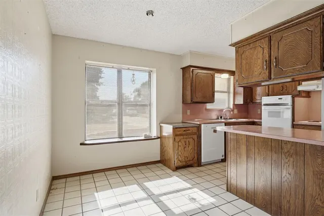 Photo 8 — 2408 N Flamingo Lane, Altus, OK 73521