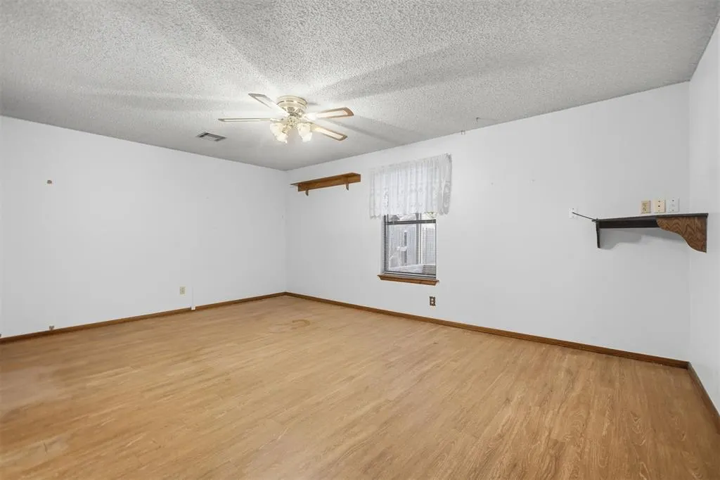 Photo 17 — 2408 N Flamingo Lane, Altus, OK 73521