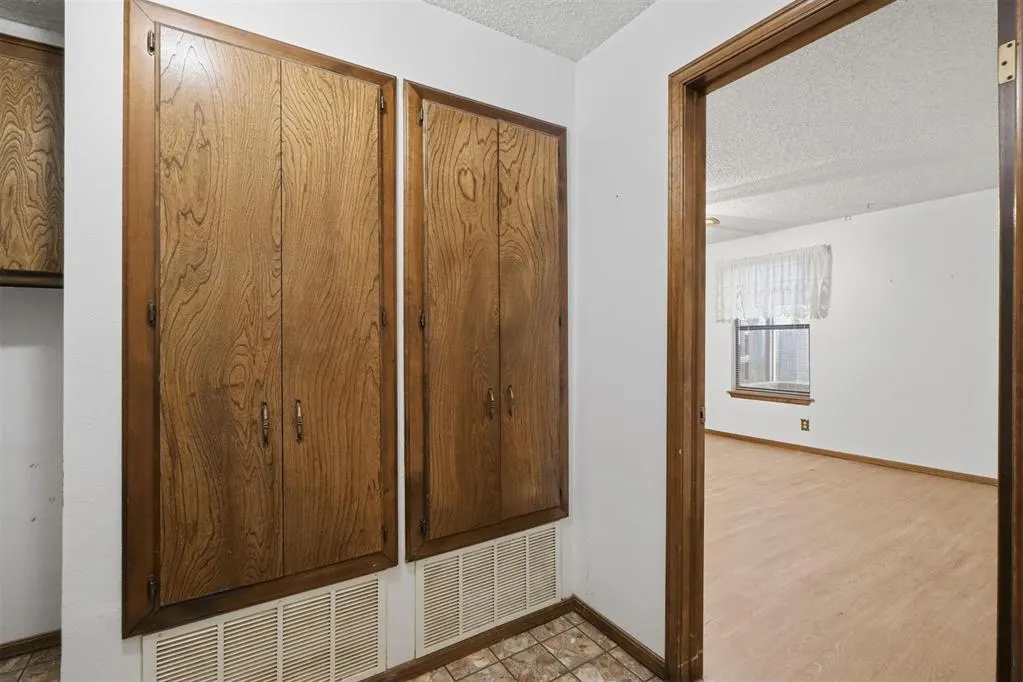 Photo 34 — 2408 N Flamingo Lane, Altus, OK 73521