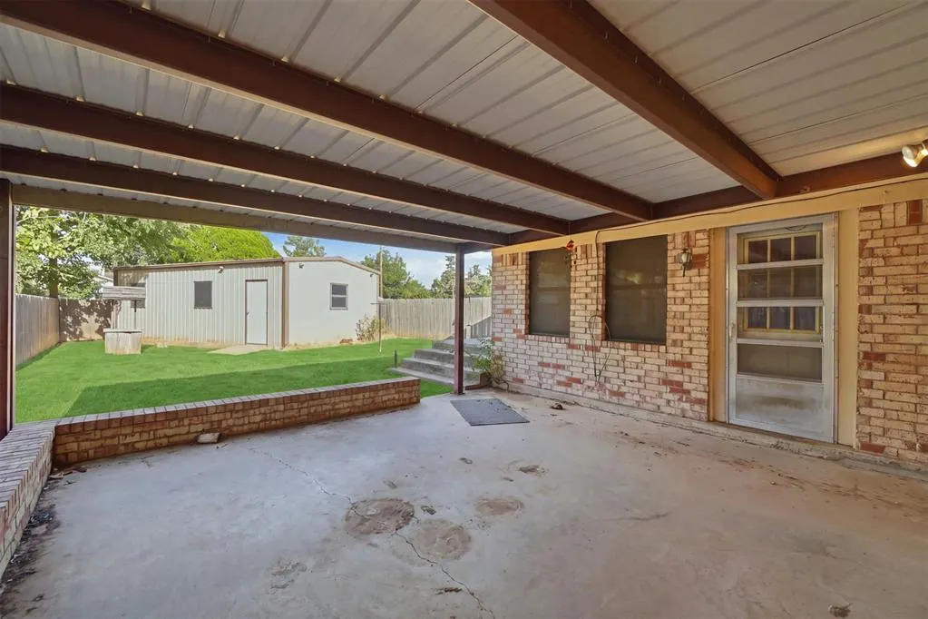 Photo 37 — 2408 N Flamingo Lane, Altus, OK 73521