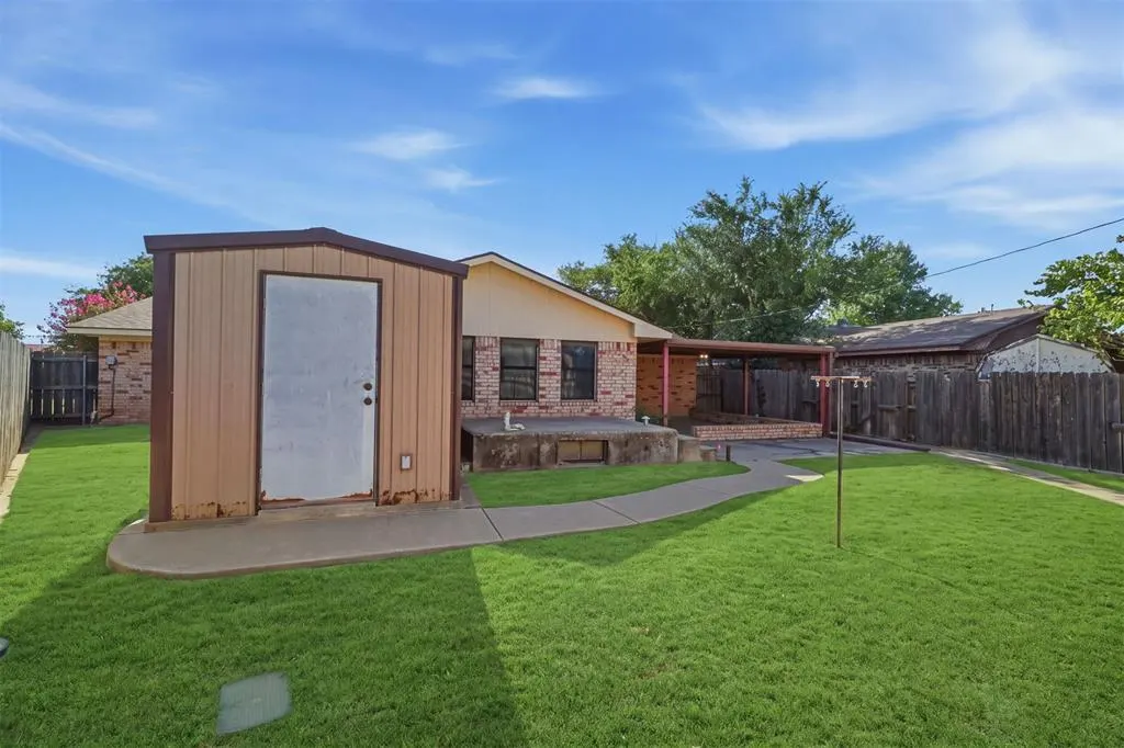 Photo 40 — 2408 N Flamingo Lane, Altus, OK 73521