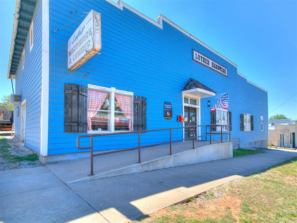 Photo 2 — 114 E 1st Street, Luther, OK 73054