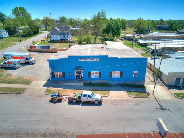 Photo 3 — 114 E 1st Street, Luther, OK 73054