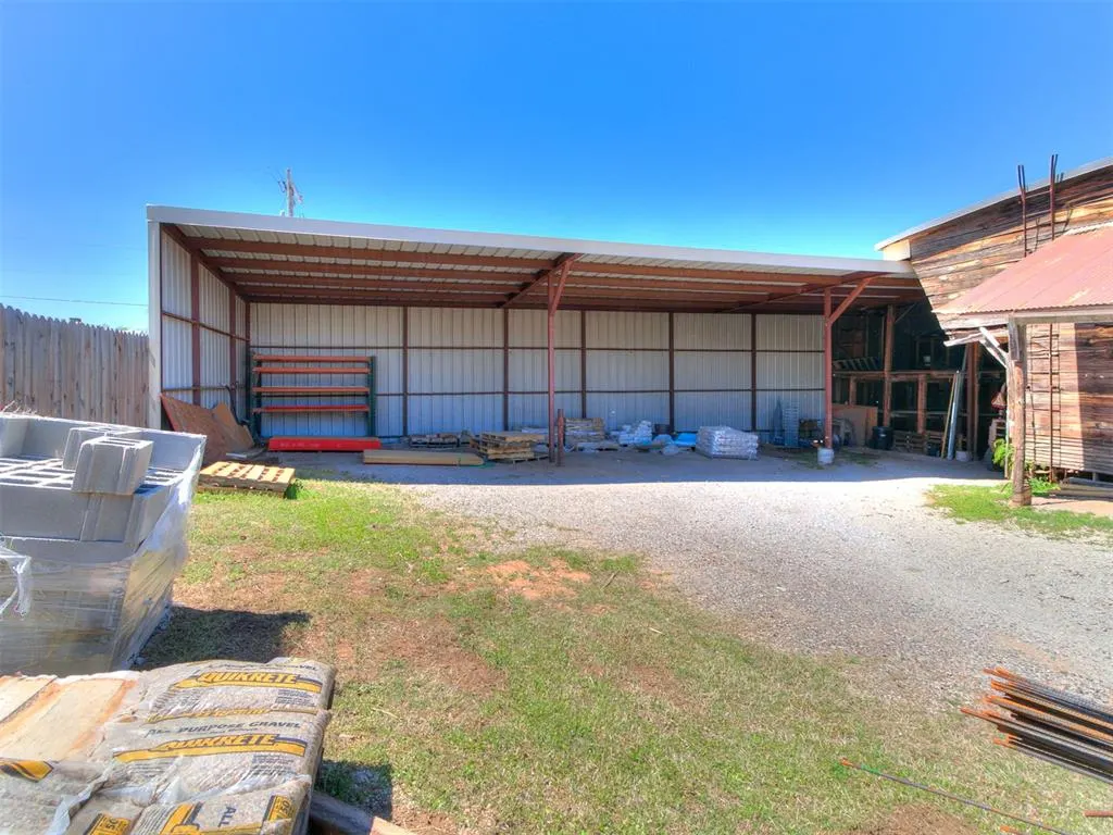 Photo 17 — 114 E 1st Street, Luther, OK 73054