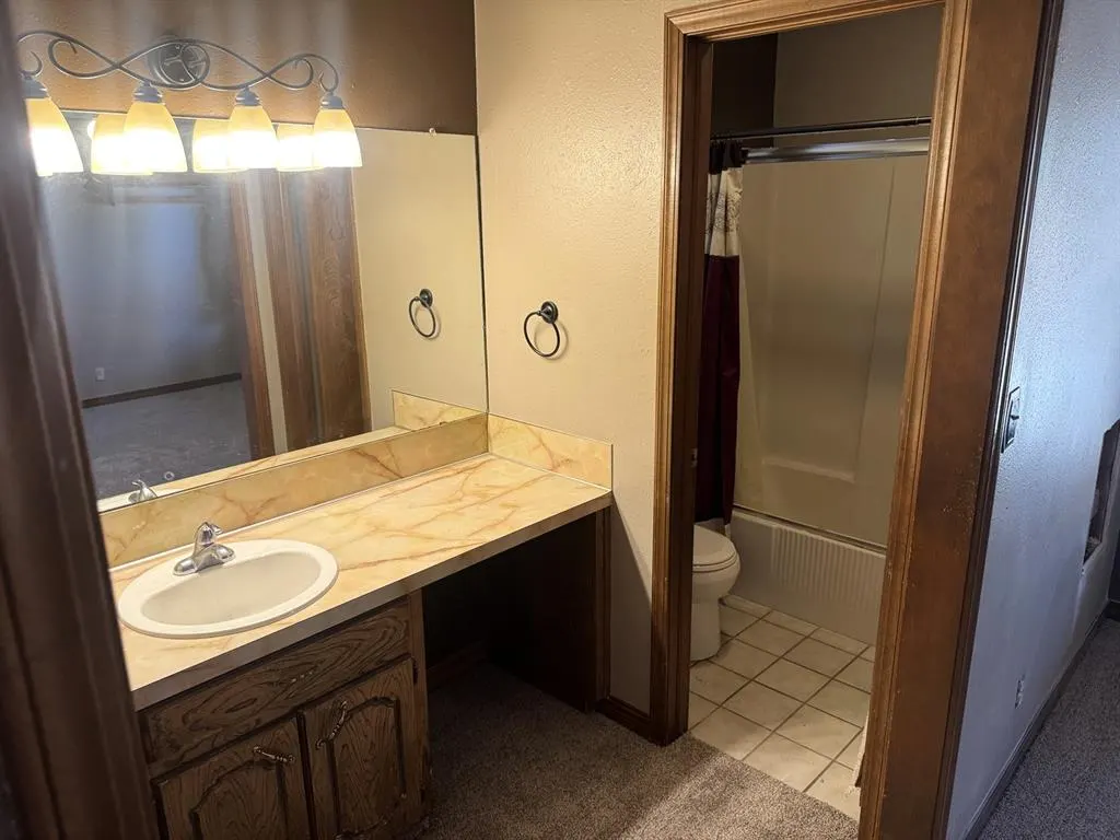 Photo 14 — 209 Cedar Avenue, Elk City, OK 73644