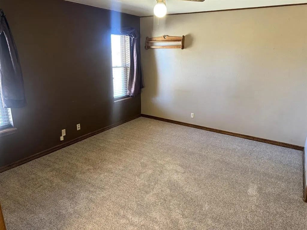 Photo 15 — 209 Cedar Avenue, Elk City, OK 73644