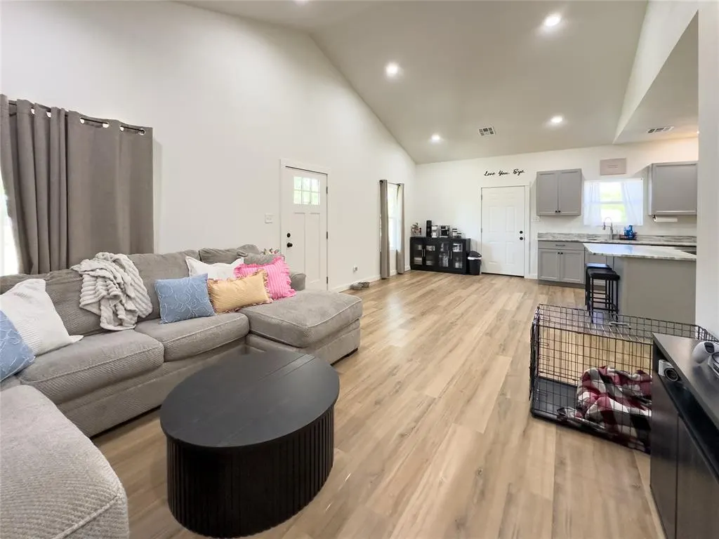 Photo 6 — 609 Kali Inla Avenue, Hartshorne, OK 74547