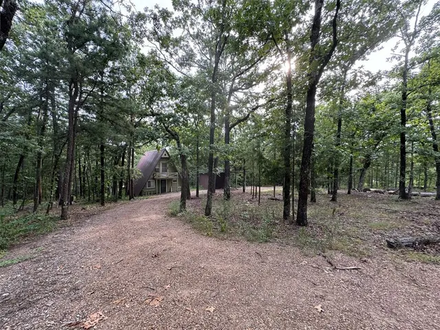 Photo 2 — 433804 E 1698 Road, Clayton, OK 74536