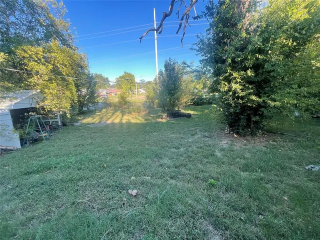 Photo 4 — 1146 N Kansas Avenue, Claremore, OK 74017