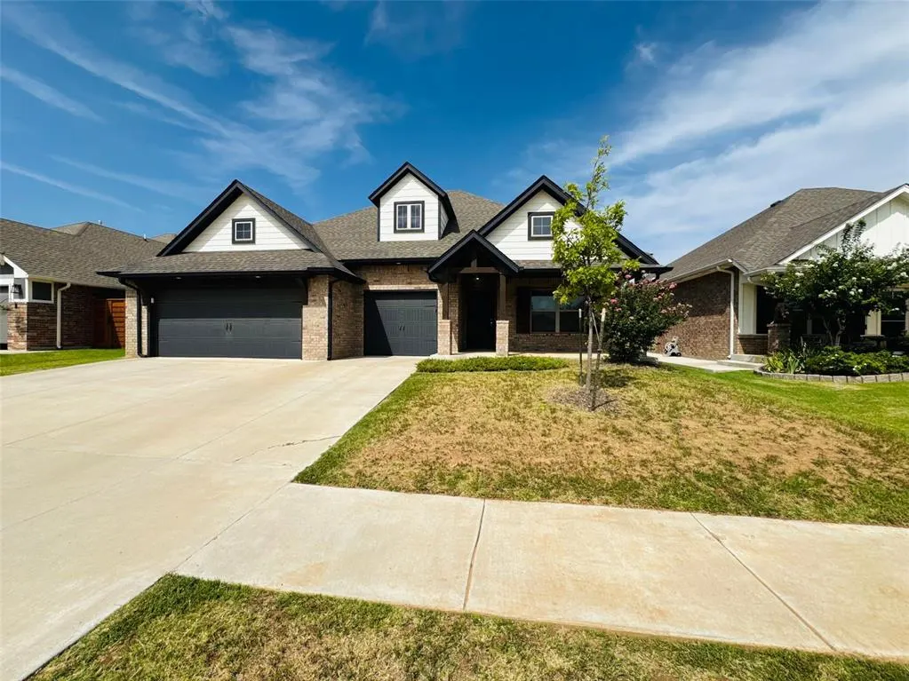 Front exterior — 11815 Kylie Elizabeth, Yukon, OK 73099