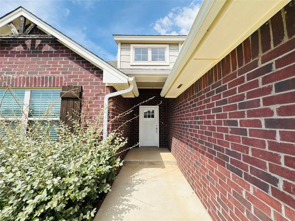 Photo 3 — 12113 Katie Ridge Road, Yukon, OK 73099