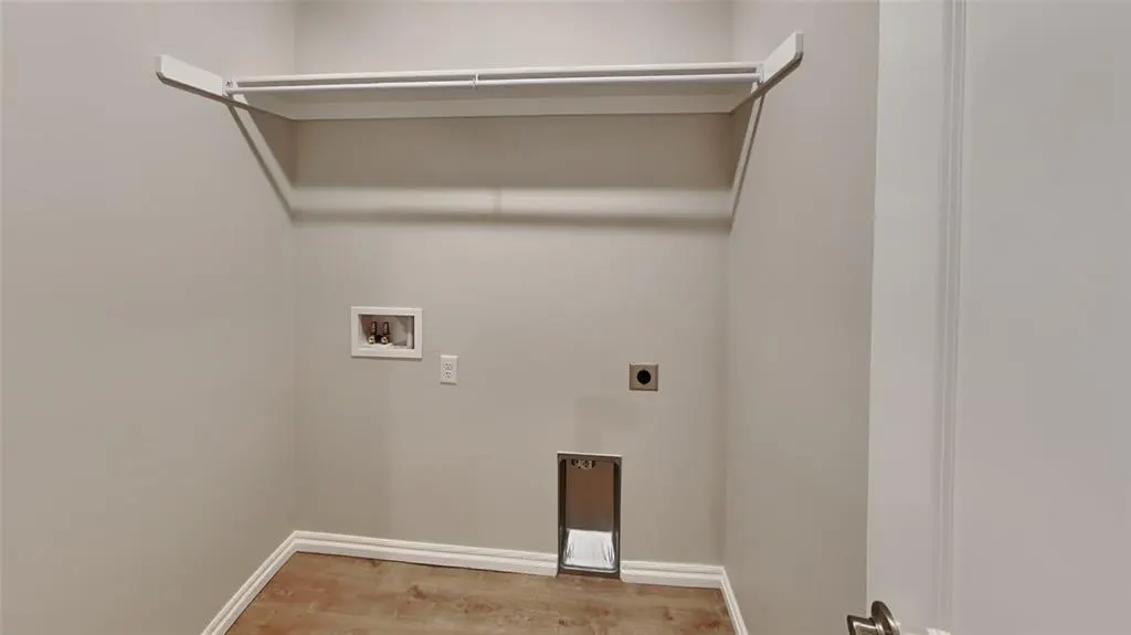 Photo 13 — 6916 Labelle Drive, Warr Acres, OK 73132