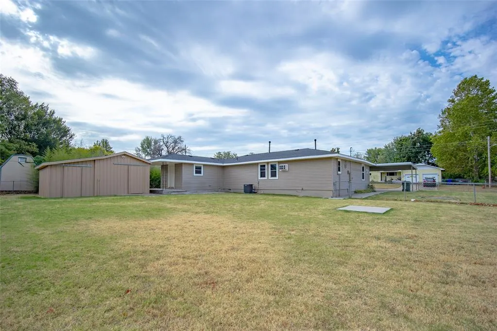 Photo 28 — 10501 Bellview Drive, Midwest City, OK 73130