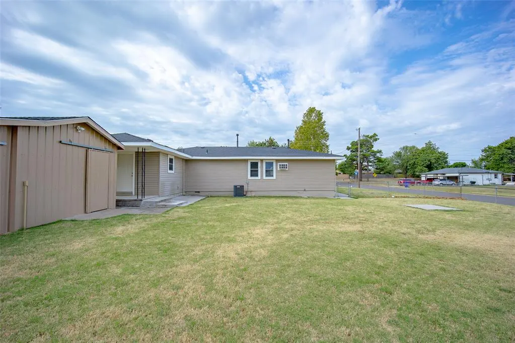 Photo 29 — 10501 Bellview Drive, Midwest City, OK 73130