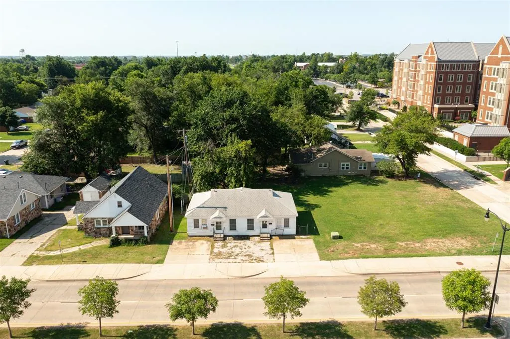 Photo 22 — 204 E Lindsey Street 204, 206, Norman, OK 73069