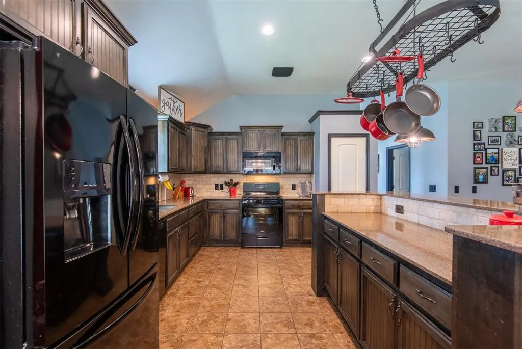 Photo 13 — 501 Parsons Drive, Yukon, OK 73099