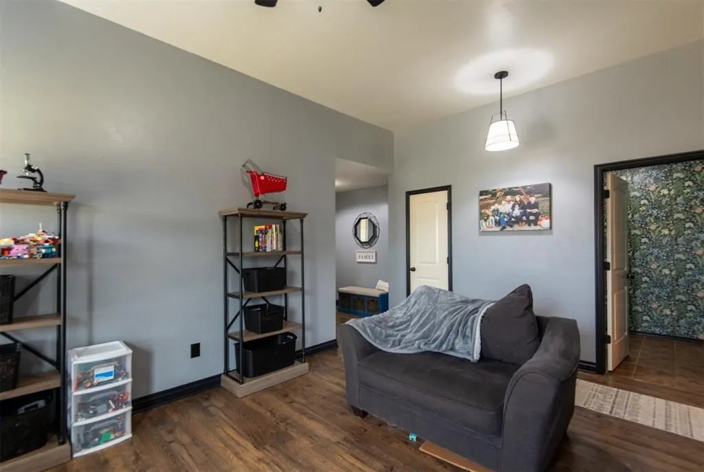 Photo 17 — 501 Parsons Drive, Yukon, OK 73099