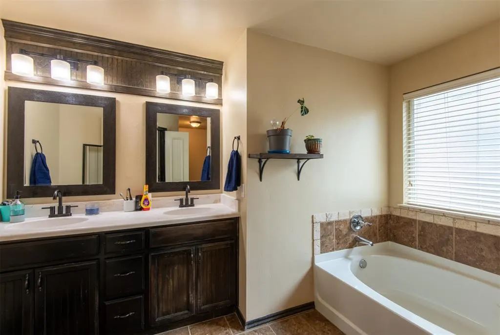 Photo 23 — 501 Parsons Drive, Yukon, OK 73099