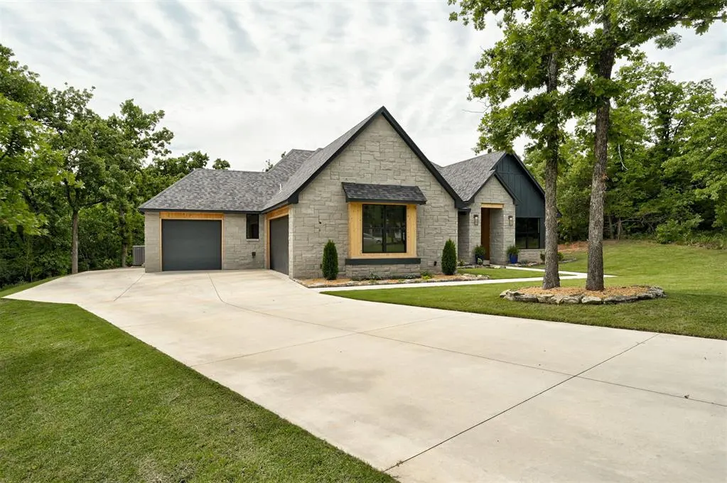 Photo 2 — 8395 Talking Stick, Arcadia, OK 73007
