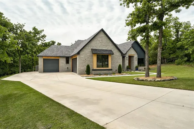 Photo 2 — 8395 Talking Stick, Arcadia, OK 73007