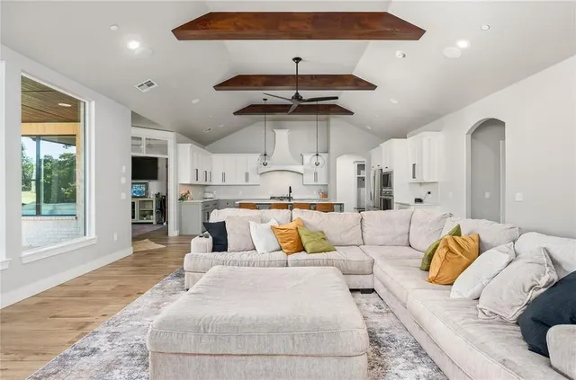 Photo 8 — 11809 Setenta Grove Circle, Oklahoma City, OK 73150