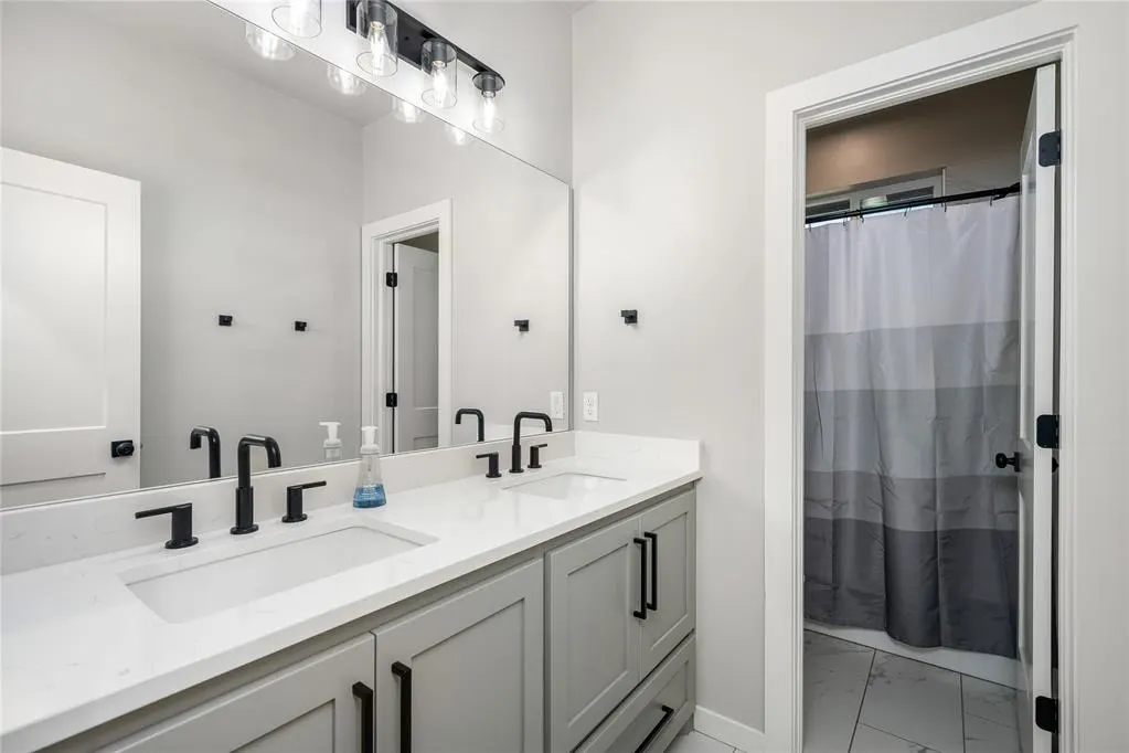 Photo 31 — 11809 Setenta Grove Circle, Oklahoma City, OK 73150