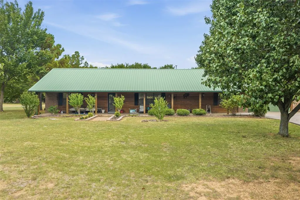 Photo 2 — 17350 Lexie Lane, Lexington, OK 73051