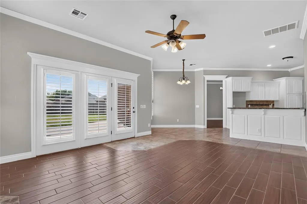 Photo 13 — 3204 Valley Brook, Norman, OK 73071