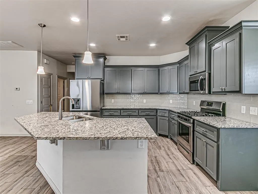 Photo 15 — 1212 La Vista Lane, Kingfisher, OK 73750