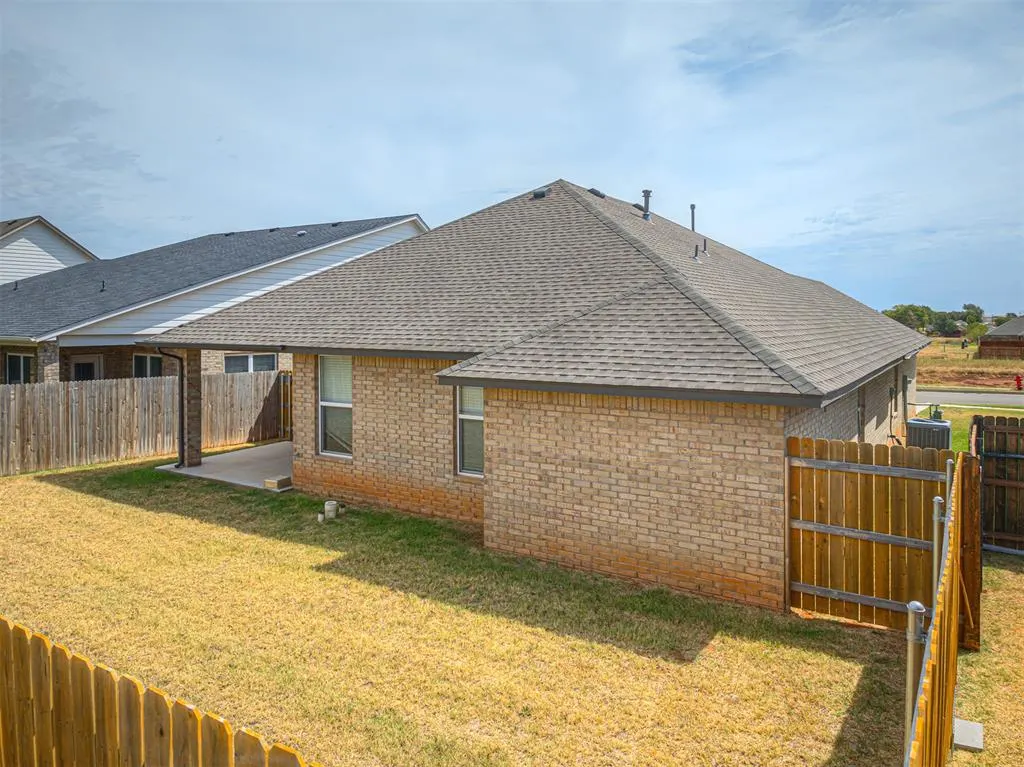 Photo 29 — 1212 La Vista Lane, Kingfisher, OK 73750