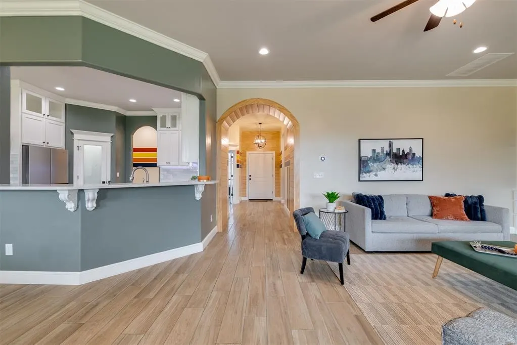 Photo 9 — 3904 Wedgewood Creek Drive, Oklahoma City, OK 73179