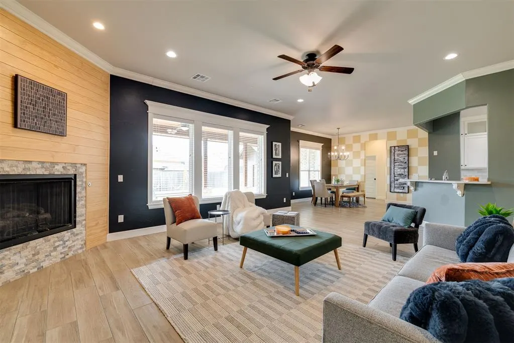 Photo 13 — 3904 Wedgewood Creek Drive, Oklahoma City, OK 73179