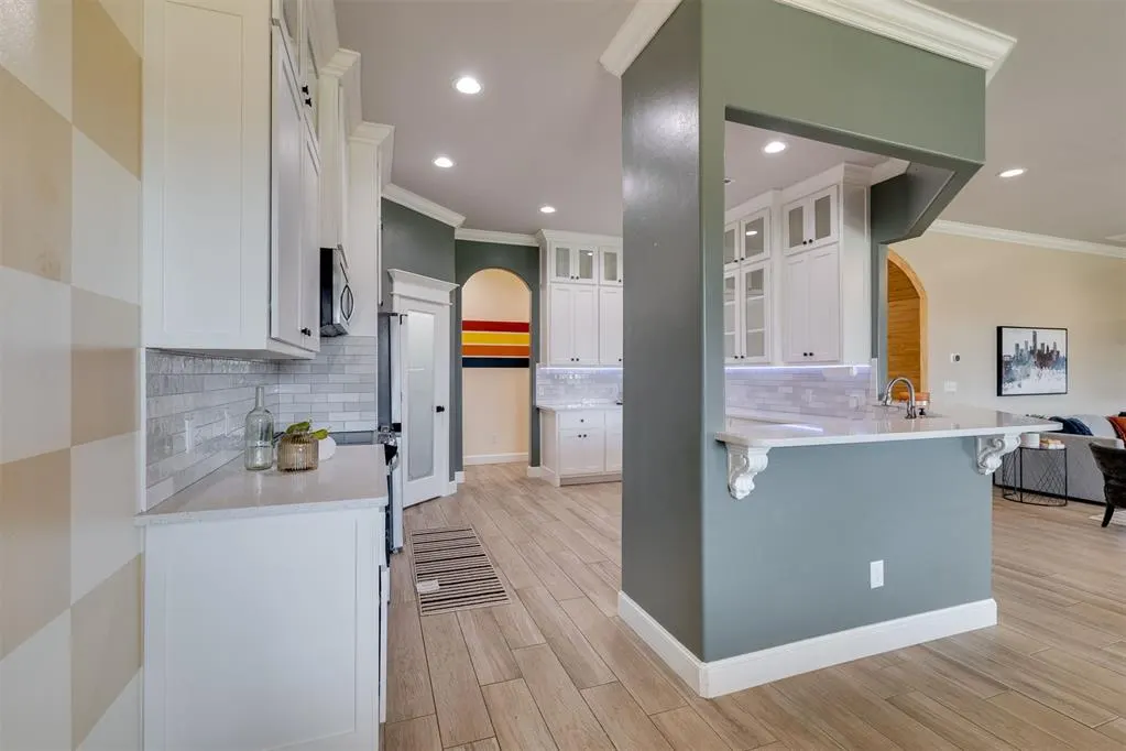 Photo 17 — 3904 Wedgewood Creek Drive, Oklahoma City, OK 73179
