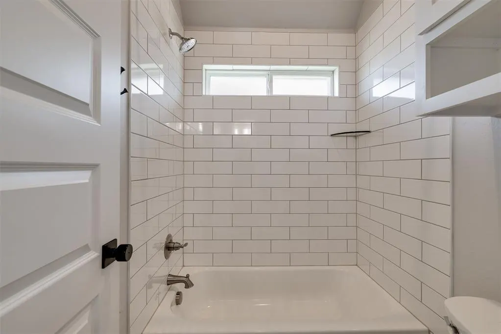 Photo 35 — 3904 Wedgewood Creek Drive, Oklahoma City, OK 73179