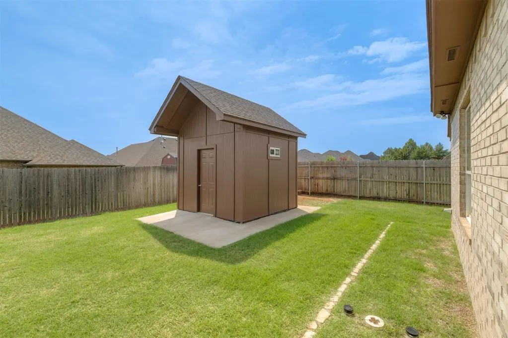 Photo 49 — 3904 Wedgewood Creek Drive, Oklahoma City, OK 73179