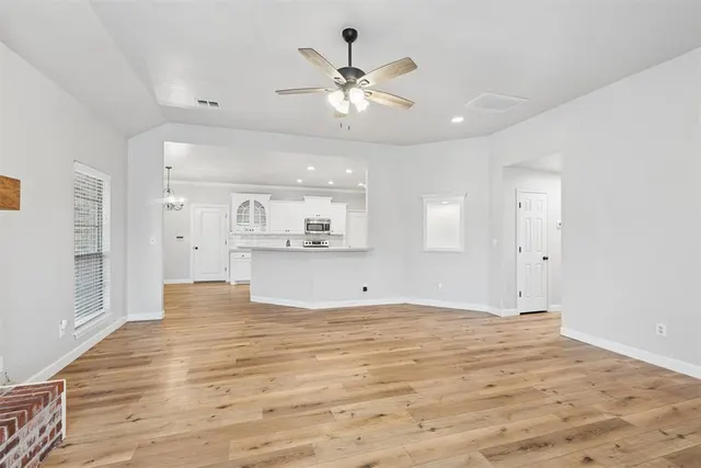Photo 3 — 1771 Olde School Point, Edmond, OK 73012