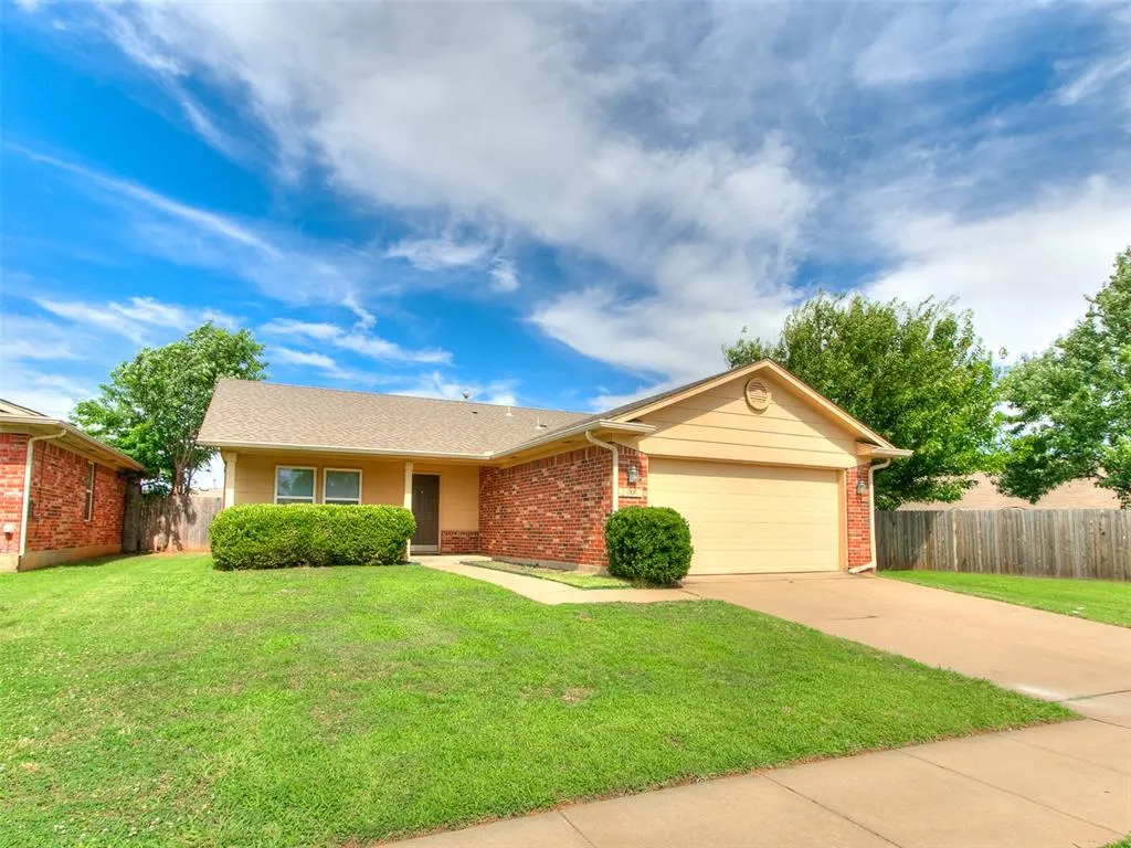 Photo 2 — 2601 Fennel Road, Oklahoma City, OK 73128